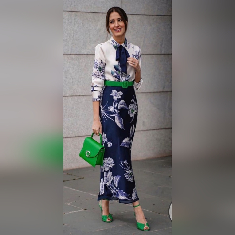 BNWT! Zara Printed satin effect midi skirt - Picture 5 of 6
